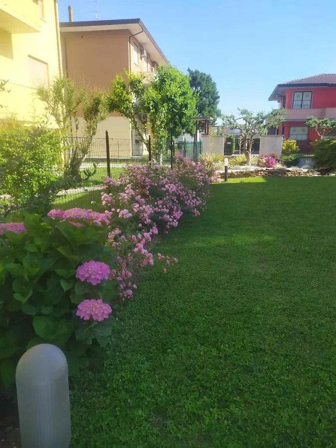 Al Casale B&B Casalserugo Bed & Breakfast