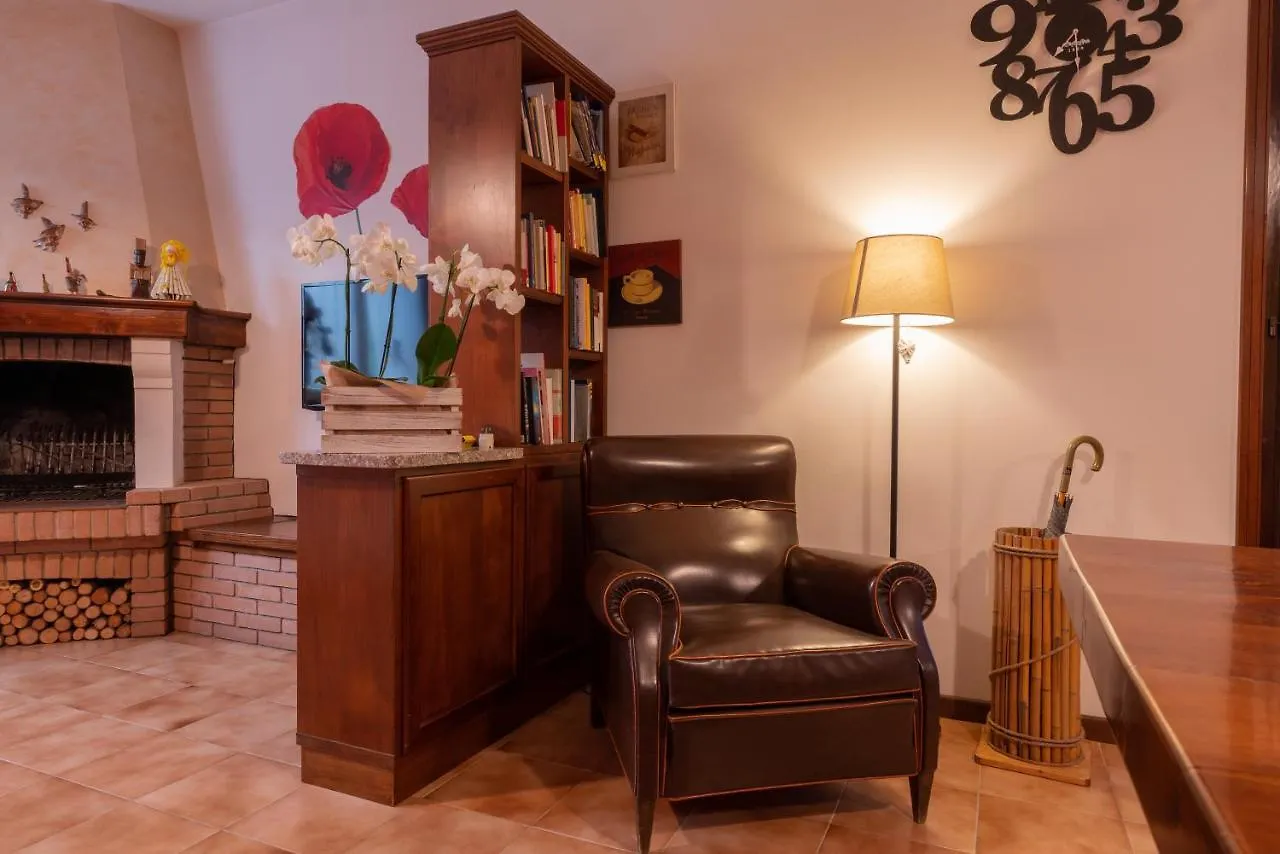 Al Casale B&B Casalserugo 0*,  Italy